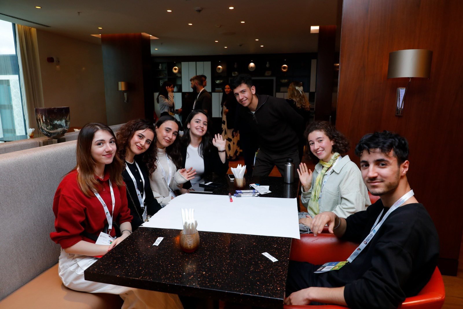 “Gələcək Şəhərlərimiz üçün Gənclərin Birliyi” lektoriyasında #Workshop-Lab baş tutub.