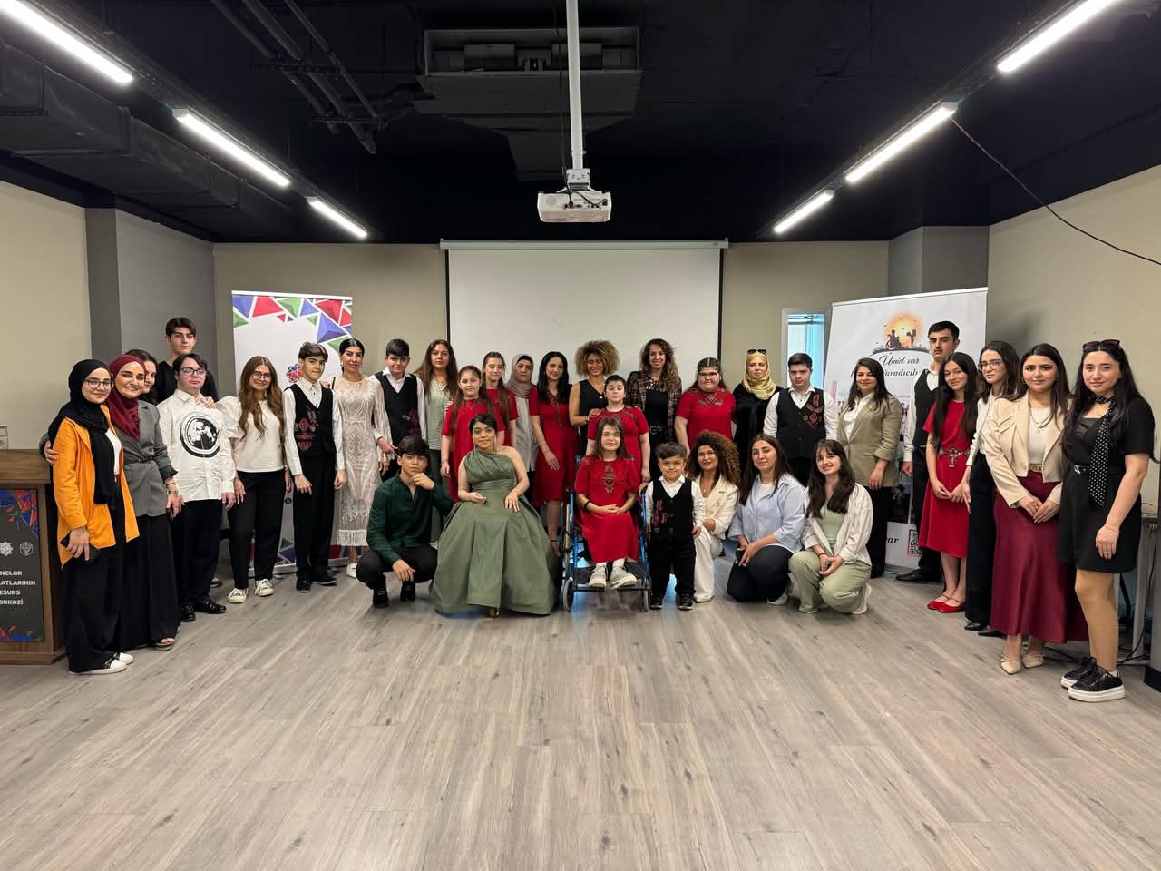 “Gənclər Təşkilatlarında İnklüzivliyin Dəstəklənməsi” adlı seminar baş tutub.
